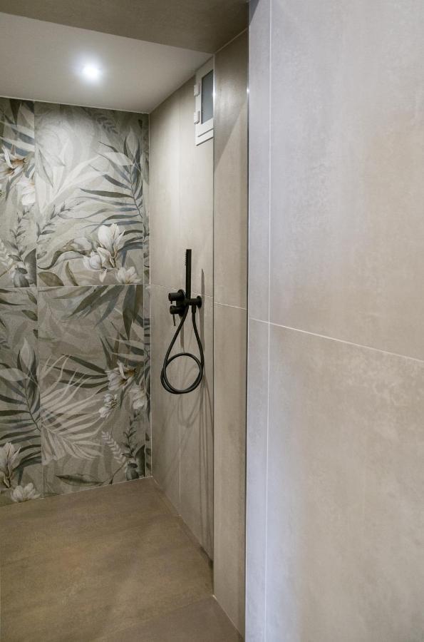 Suite 18 Luxury Apartments Bari Exterior photo